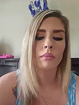 ellieconradxo